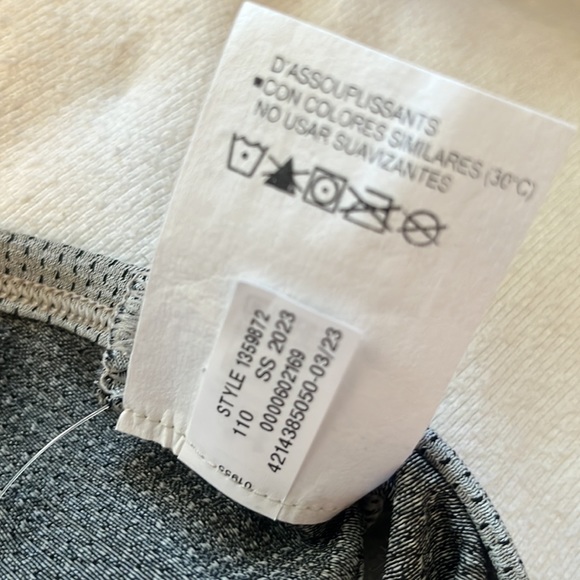 Top - Picture 7 of 8